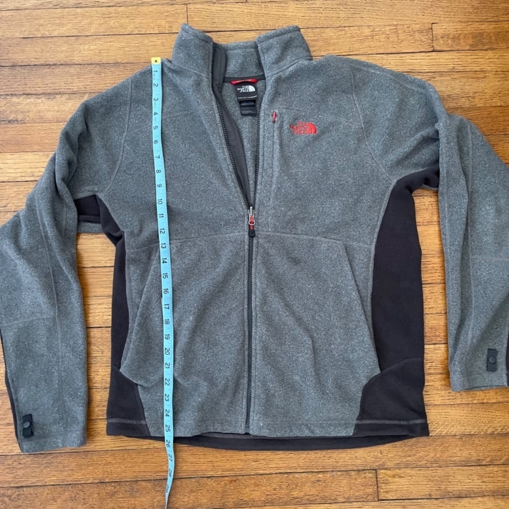 EUC - Men's The North Face Gray Full Zip Fleece Jacket Size Medium - Picture 8 of 11